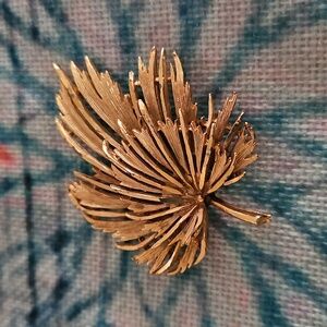 Vintage Leaf Brooch